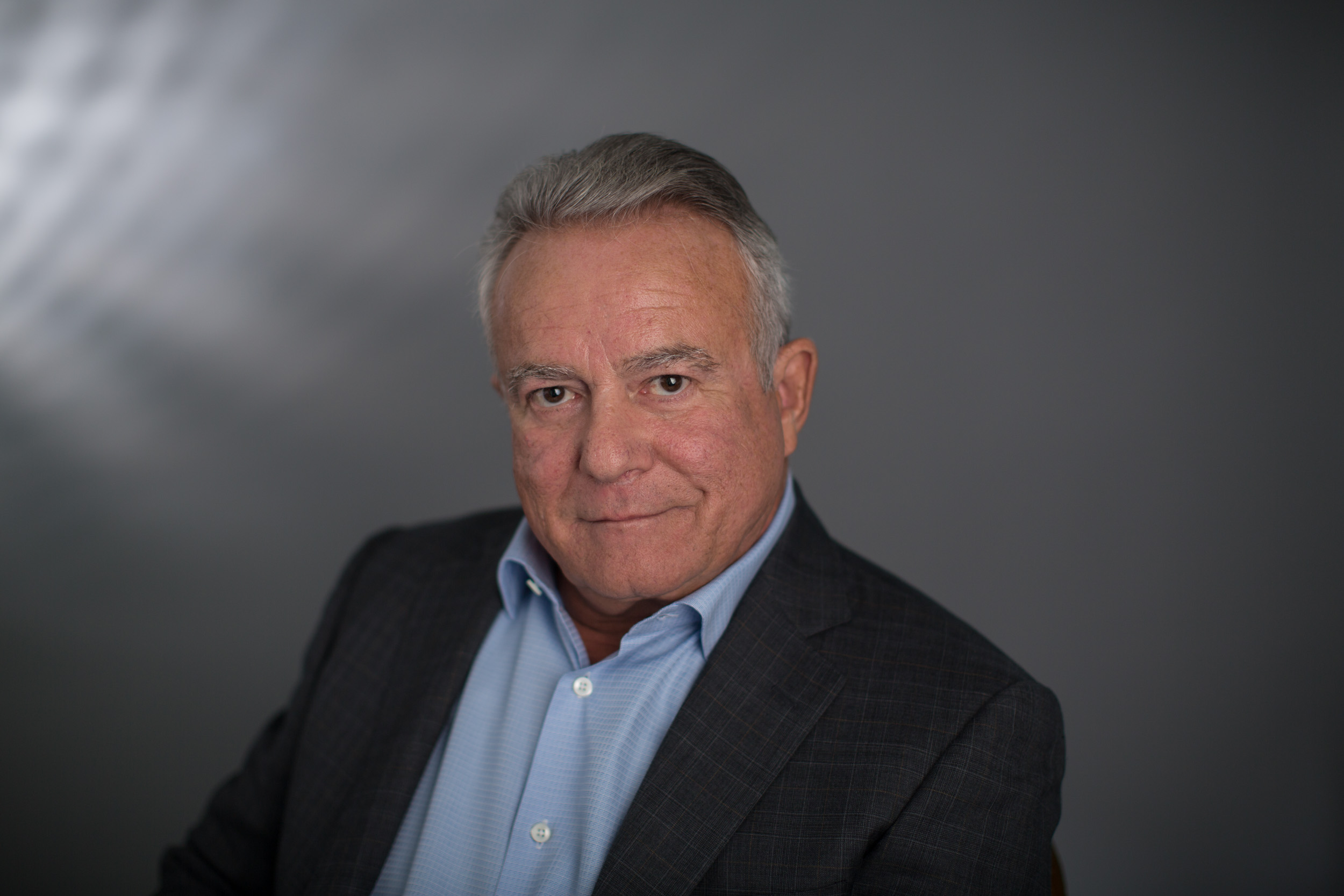 Dr. Peter Corr